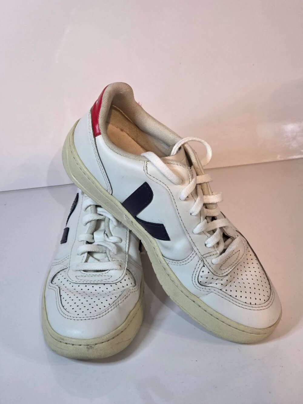 Veja Esplar White Leather Sneakers Black V Red Back Size 37 EUR 6 US Brazil
